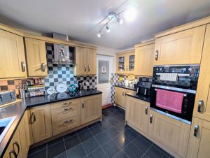 Photo 7- click for photo gallery